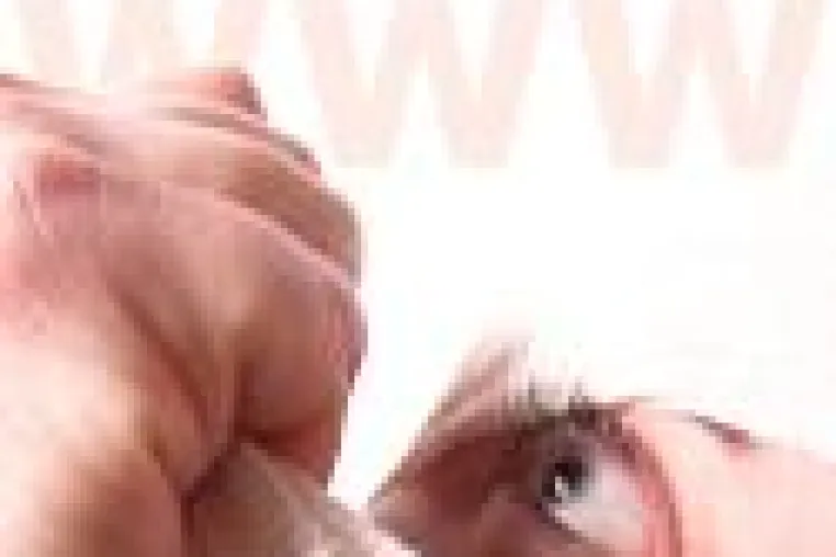 Kostenfreie Informationsbroschüre \"Eine Website, die Patienten anzieht\" - Websites für Kliniken und Ärzte Bild: Kostenfreie Informationsbroschüre \"Eine Website, die Patienten anzieht\" - Websites für Kliniken und Ärzte