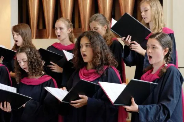 Stiftung Liebenau lädt zum Adventskonzert ein Bild: Stiftung Liebenau lädt zum Adventskonzert ein