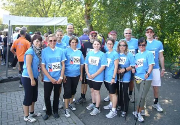 Bild: Rauschmayer-Mitarbeiter starteten beim Ranntallauf für den guten Zweck