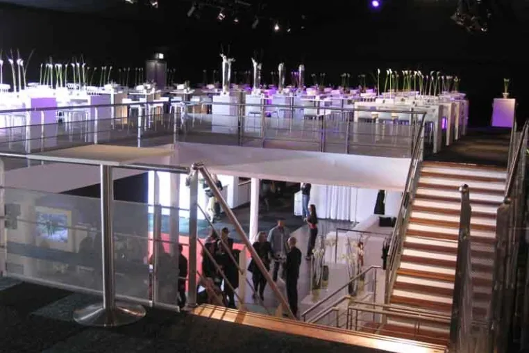 Bild: Neptunus baut für Mode-Event in Zürich
