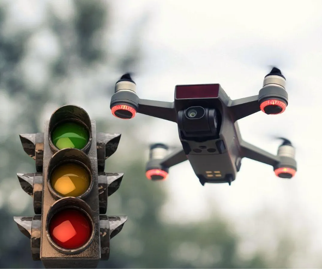 Auch für Drohnen gelten Verkehrsregeln.