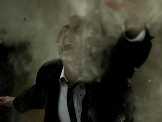 Bild: Eine hypnotische Reise durch Leben, Tod, Schmerz, Liebe, Sehnsucht- die Vergangenheit und die Zukunft