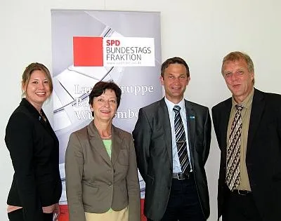 Bild: Arbeitmarktpolitische Konferenz in Berlin: Arbeitsmarktpolitik nach Kassenlage spaltet die Gesellschaft