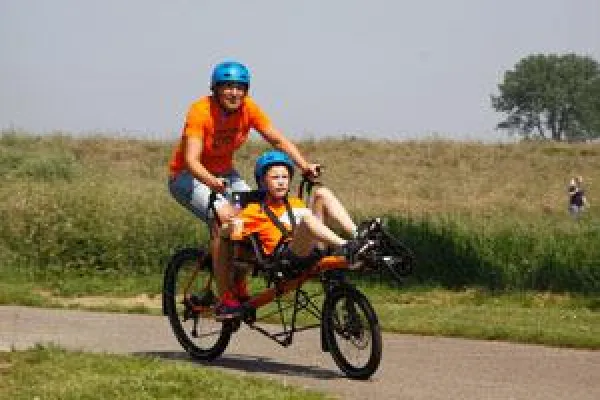 Bild: Spierathlon: Triathlon mit Prominenz und HASE BIKES