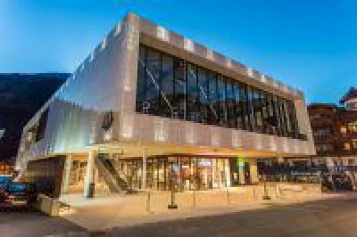 Bild: Mit Motivlochblech zum richtigen Durchblick