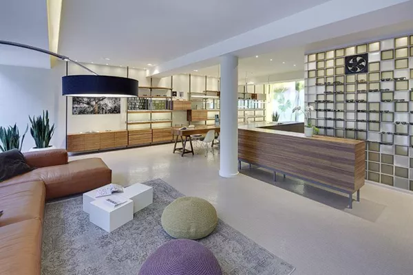 Optiker Kraft, Gerlingen - Wie zu Besuch bei einem guten Freund Bild: Optiker Kraft, Gerlingen - Wie zu Besuch bei einem guten Freund