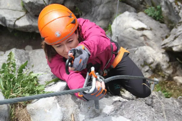Bild: SAAC auf der Via Ferrata - 2017 NEU: Kostenlose Klettersteig-Camps