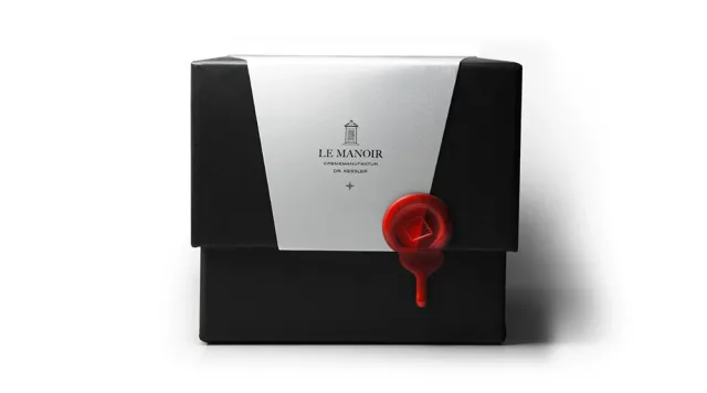 die formula individualis erscheint weltweit in der BLACK & WHITE Auflage von Viciton:ary. Bild: die formula individualis erscheint weltweit in der BLACK & WHITE Auflage von Viciton:ary.