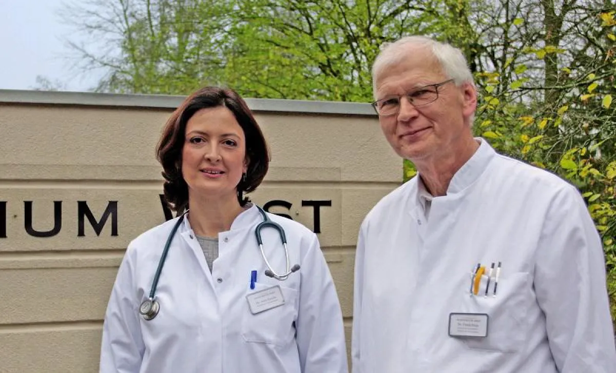 Staffelstabübergabe im Sanatorium West nach drei Jahren: Dr. Alina Enache und Dr. Frank Stein (Foto: