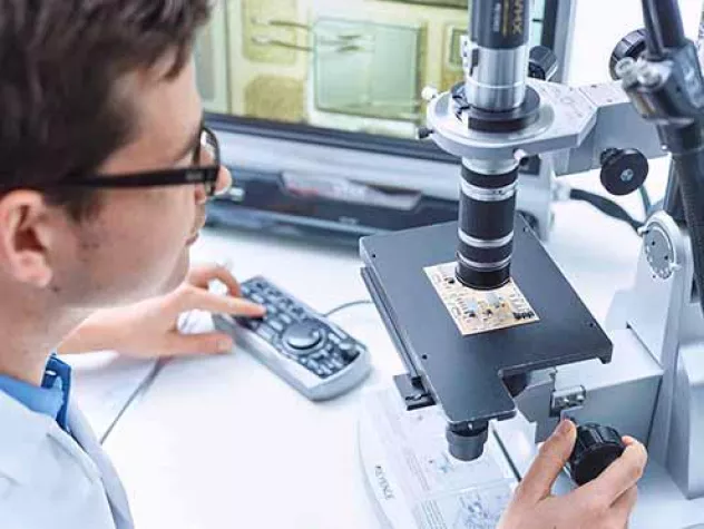 Bild: ZESTRON Academy Training: Bonden, Sintern und Vergießen in der Leistungselektronik