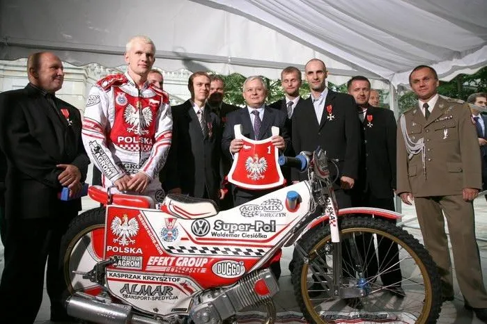 Polnische Speedway Team-Weltmeister in deutschem Festzelt geehrt Bild: Polnische Speedway Team-Weltmeister in deutschem Festzelt geehrt