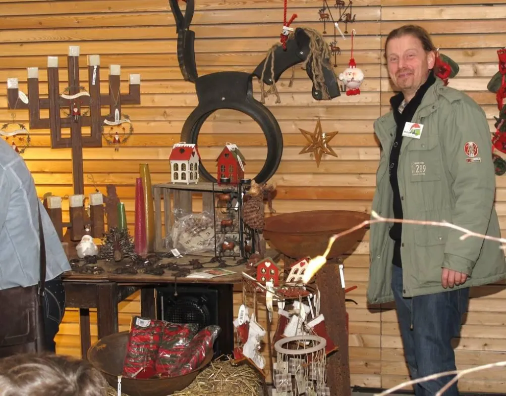 Cronenberger Adventsmarkt zugunsten der
