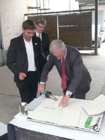 Bild: Stanislaw Tillich bei Bauder in Bernsdorf