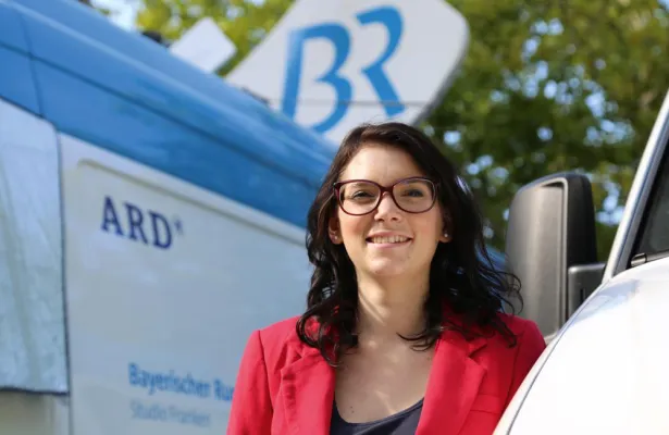 Turbooptikerin im Weltall - Livesendung aus der Optikmeisterei Bild: Turbooptikerin im Weltall - Livesendung aus der Optikmeisterei