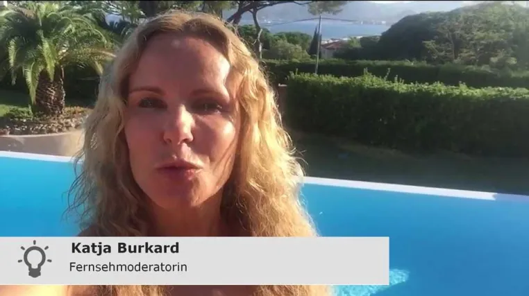 Neue Video-Botschaft der Kampagne BE SMART! Auch Katja Burkard gegen Handy am Steuer Bild: Neue Video-Botschaft der Kampagne BE SMART! Auch Katja Burkard gegen Handy am Steuer