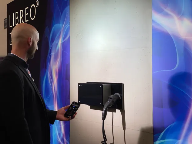 Bild: Intersolar / Power2Drive: LIBREO bringt die Sonne ins Elektroauto