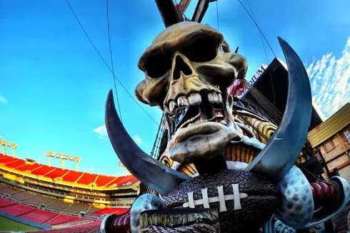 Bild: Das Piratenleben in Tampa Bay auskosten: Eine Buddel voll Rum