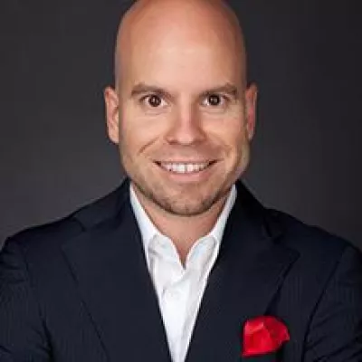 Vertriebsexperte Tim Taxis im Interview mit der CAREERS LOUNGE Bild: Vertriebsexperte Tim Taxis im Interview mit der CAREERS LOUNGE