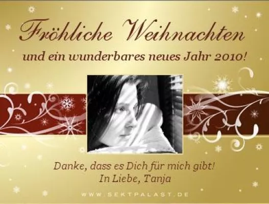 Bild: Persönliches Weihnachtsgeschenk zum selber machen: Sekt mit eigenem Etikett