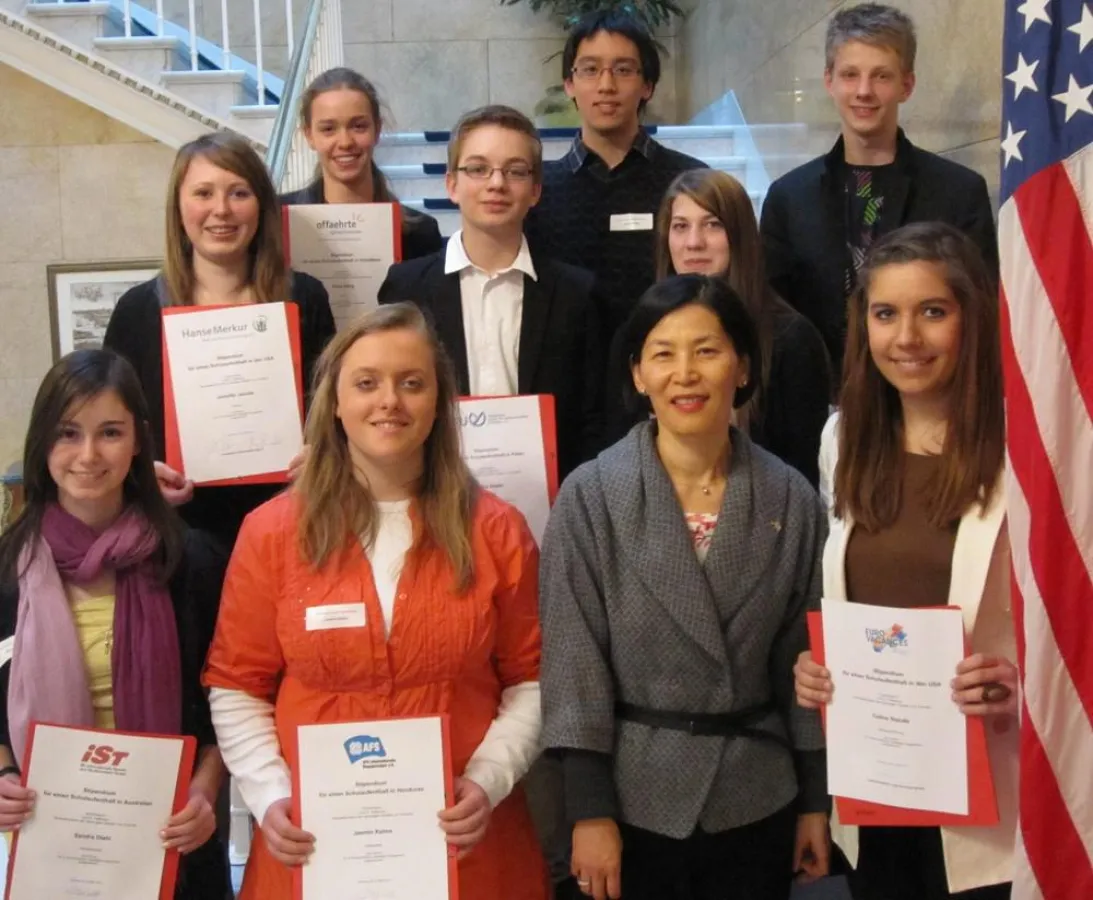 Stipendiaten 2012 mit US-Generalkonsulin Inmi K. Patterson (Foto: M.Eckstein)