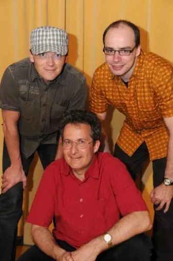 Bild: Goodear - Latin Fusion Jazz mit Gitarre, Schlagzeug und Saxophon - Torsten Turinsky Trio mit CD „Slowfoot“