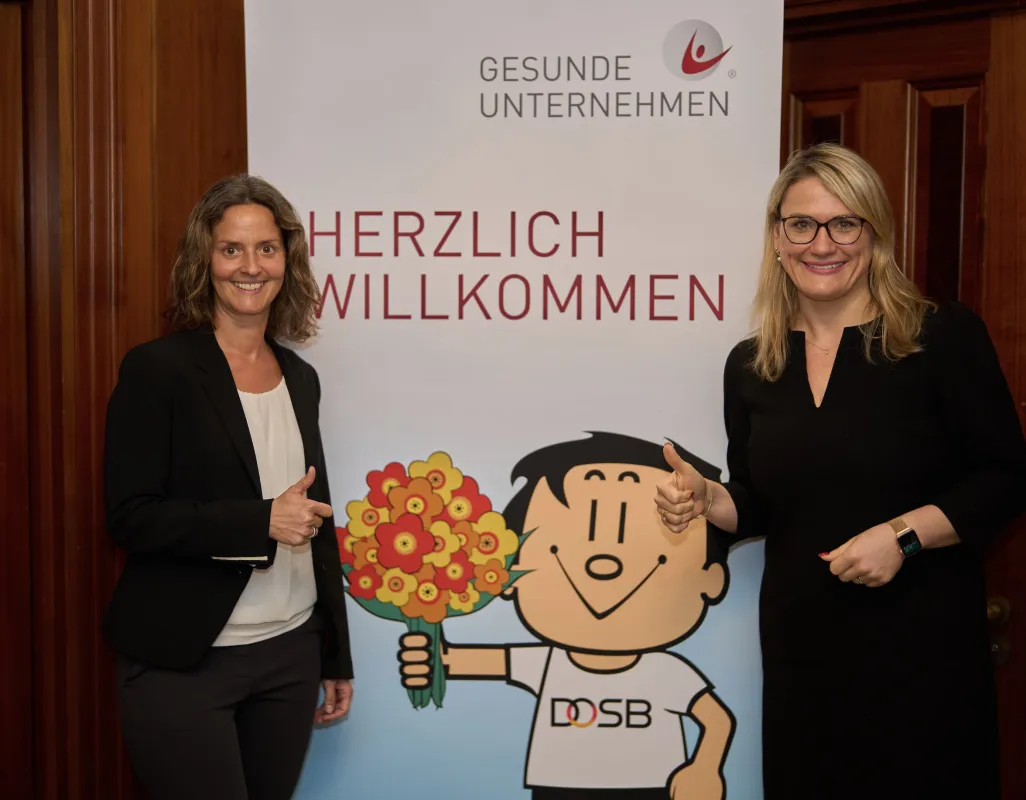 Gründerin Gesunde Unternehmen Katja Weigand und Christina Stumpp, stv. Generalsekretärin CDU (© Marcus Wichert)