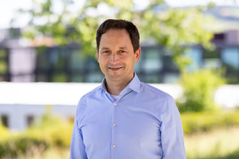 Lehrpreis Politikwissenschaft 2026 für Julian Eckl Bild: Lehrpreis Politikwissenschaft 2026 für Julian Eckl