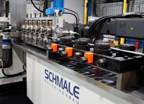 Bild: Größte Flexibilität – ohne Rüstzeiten. Neue Dimension der Servotechnik