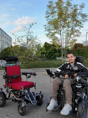 Bild: FreedomChair und Rollnaldo machen Tempo auf der Rehacare