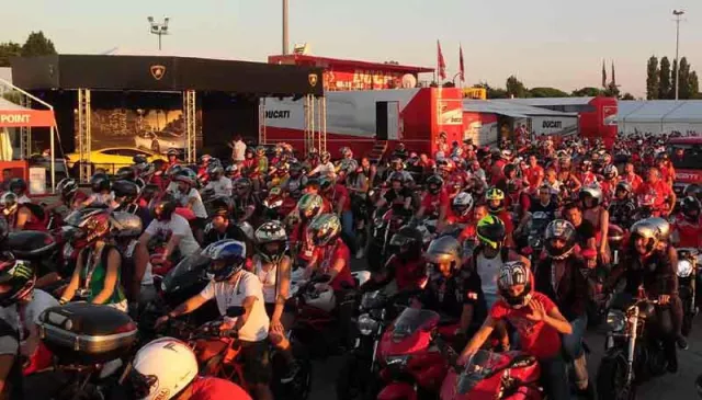 Bild: Auf zwei Rädern zum OLYMP