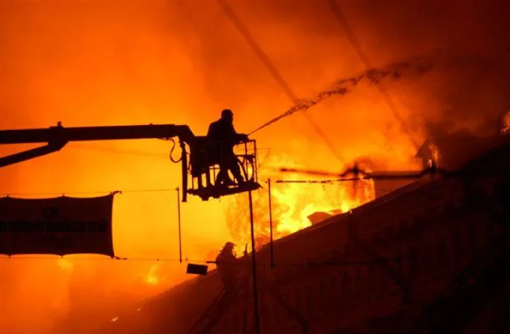 Kleiner Funke mit verheerender Wirkung Bild: Kleiner Funke mit verheerender Wirkung