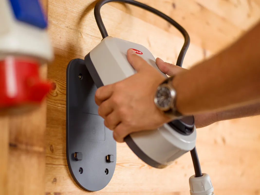 Die praktische Plug-and-Play Funktion des mobilen Fronius Wattpilot Go