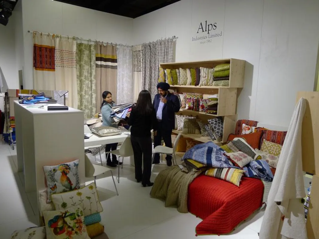Messestand von ALPS auf der Heimtextil Messe 2015 (Foto: Oliver Dentges, frei zur Veröffentlichung b