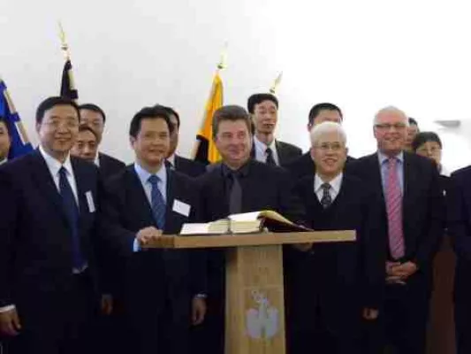 Magdeburg: Chinesische Besucher aus Harbin heißen jetzt fast alle „Otto“ Bild: Magdeburg: Chinesische Besucher aus Harbin heißen jetzt fast alle „Otto“