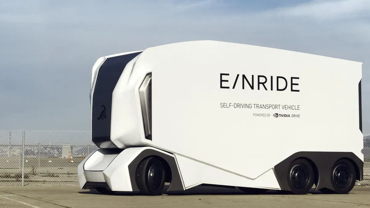 Optisch etwas gewöhnungsbedürftig ist der T-pod schon (c) Einride