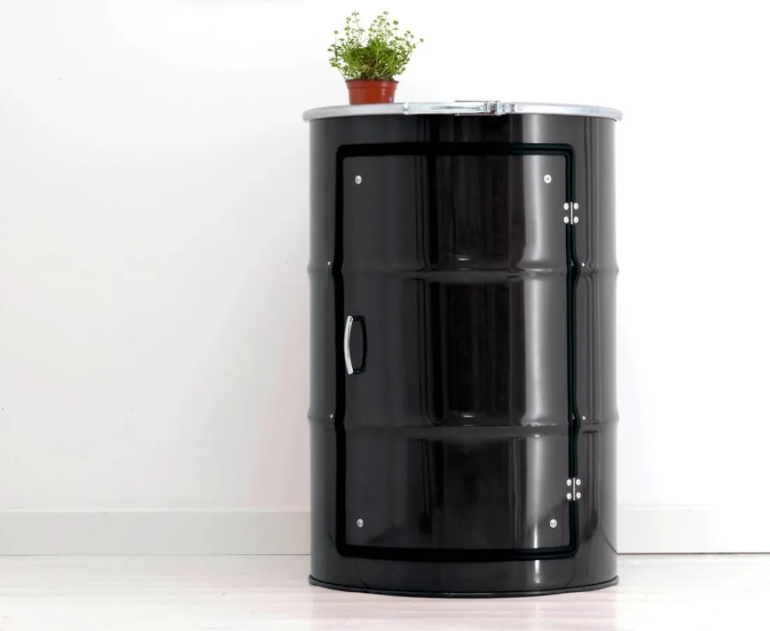 Recyceln für Fortgeschrittene: Früher Ölfass, heute Schranksystem. Foto: www.lockengeloet.com