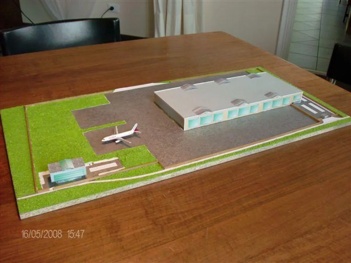 Das Modell des Flugzeugwartungszentrums