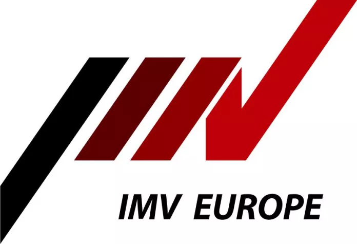 In Action: IMV betreibt ECO-Shaker mit 24kN auf Automotive Testing Expo Bild: In Action: IMV betreibt ECO-Shaker mit 24kN auf Automotive Testing Expo