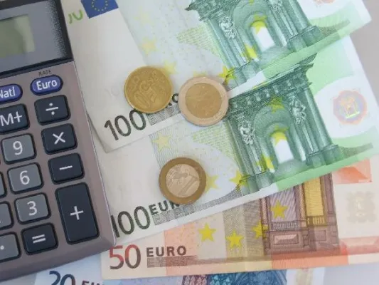 Bild: Heizkosten steigen, Wärmepumpen helfen sparen