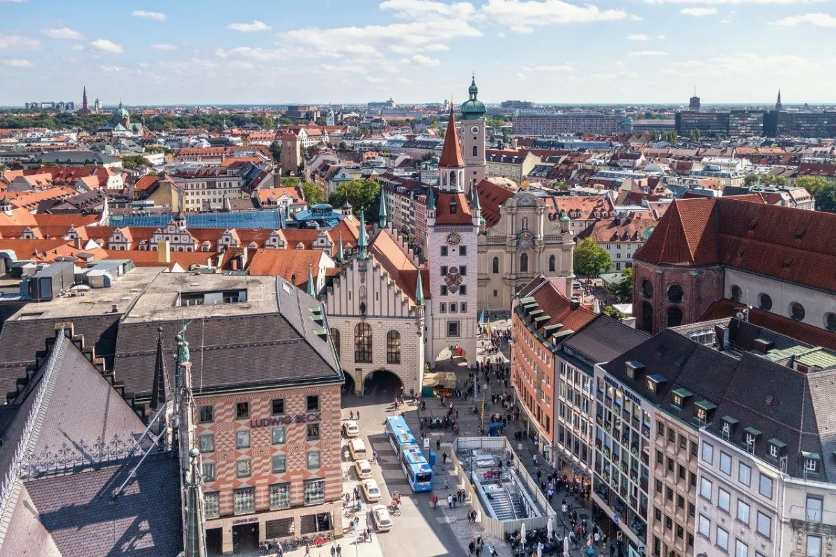Münchner Immobilienmarkt im Höhenflug (c) Pixabay, Foto Michael Siebert