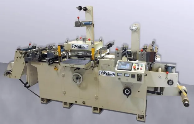 Bild: Stanzen - auf bis zu 420 mm Breite