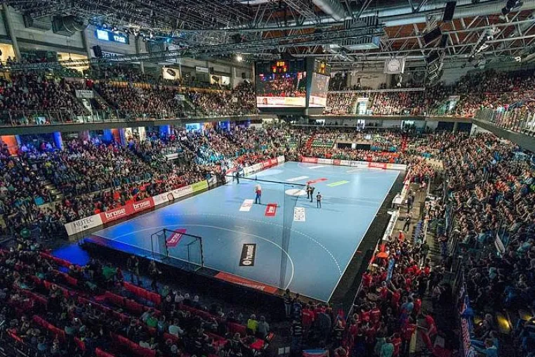 Bild: HC Erlangen: Family-Day in der Arena Nürnberger Versicherung