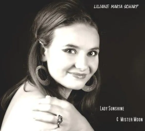 Bild: Liliane Maria Scharf -Neue Singleauskopplung Lady Sunshine & Mister Moon