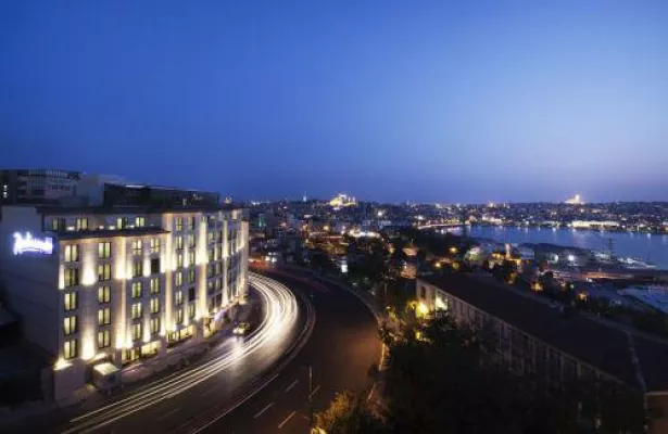 Bild: Carlson Rezidor eröffnet Radisson Blu Hotel Istanbul Pera