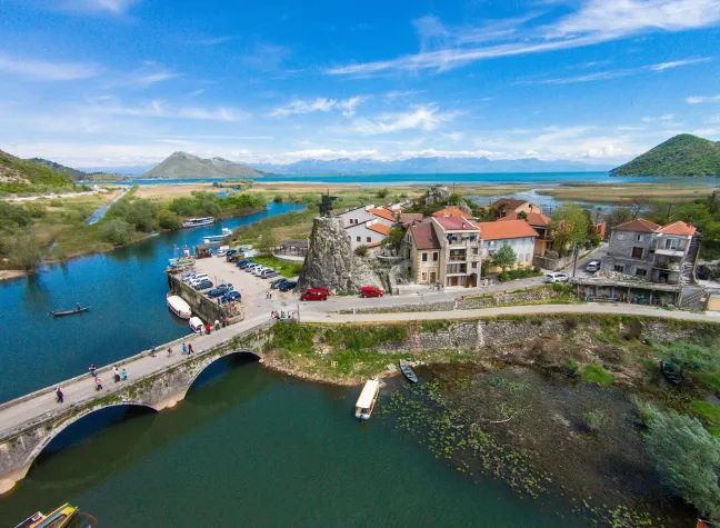 Bild: Neue Direkt-Flugverbindungen nach Montenegro