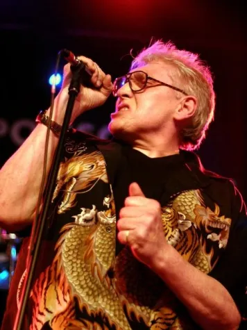 Chris Farlowe rockt den Bahnhof Bad Salzuflen Bild: Chris Farlowe rockt den Bahnhof Bad Salzuflen