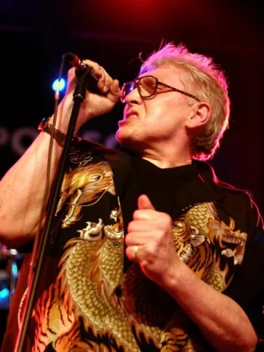 Chris Farlowe rockt den Bahnhof Bad Salzuflen Bild: Chris Farlowe rockt den Bahnhof Bad Salzuflen