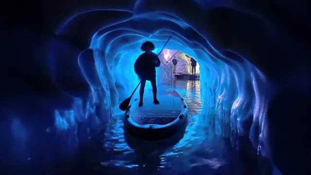 Bild: Teambuilding im ewigen Eis für Unternehmen – Natureispalast Erler GmbH