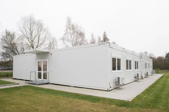 Multifunktionale Büros aus ELA Containern Bild: Multifunktionale Büros aus ELA Containern