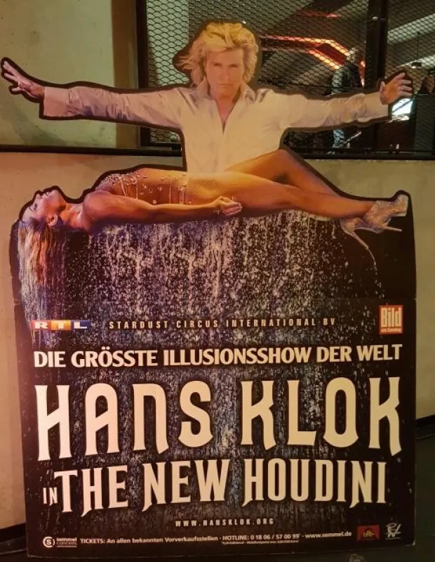 Der Klok-Aufsteller im Tempodrom